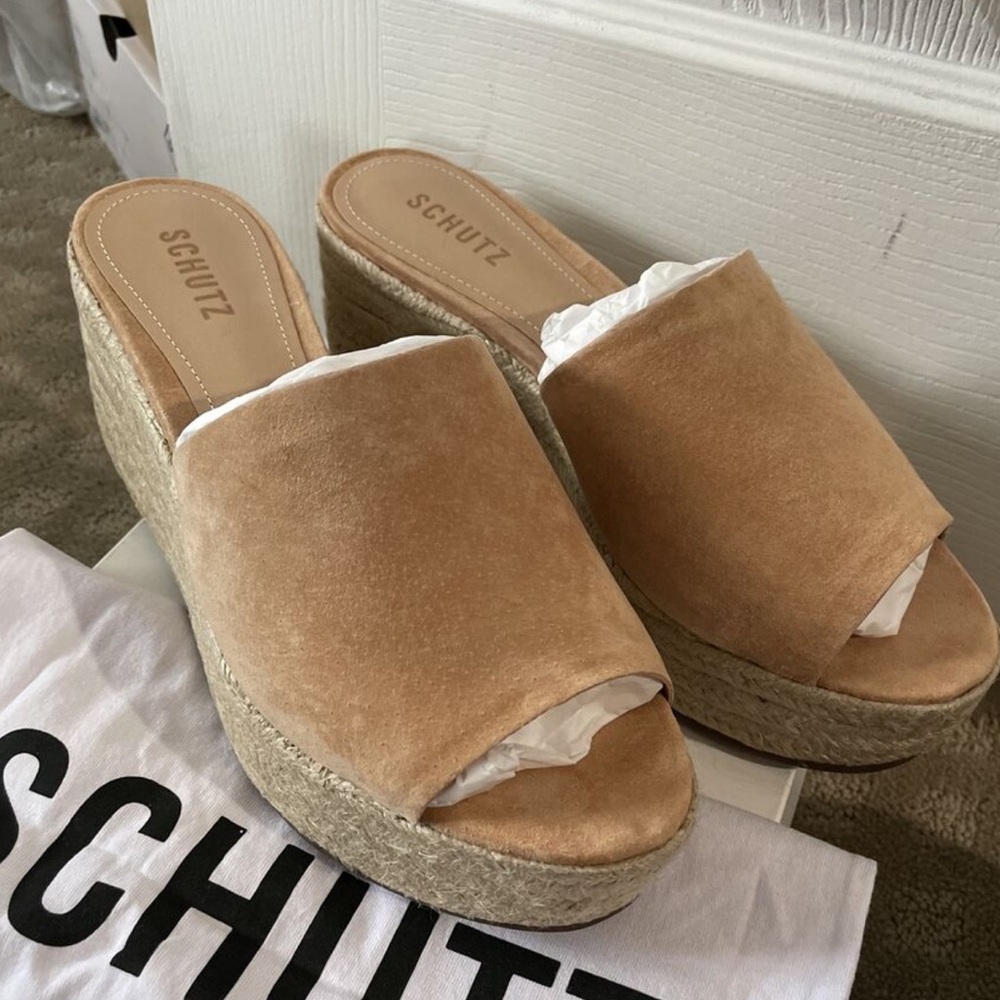 Schutz Wedges